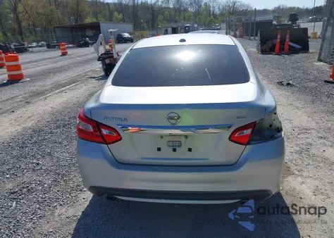 2017 Nissan Altima 2.5 Sv z USA, uszkodzony, nr VIN 1N4AL3AP7HC155010